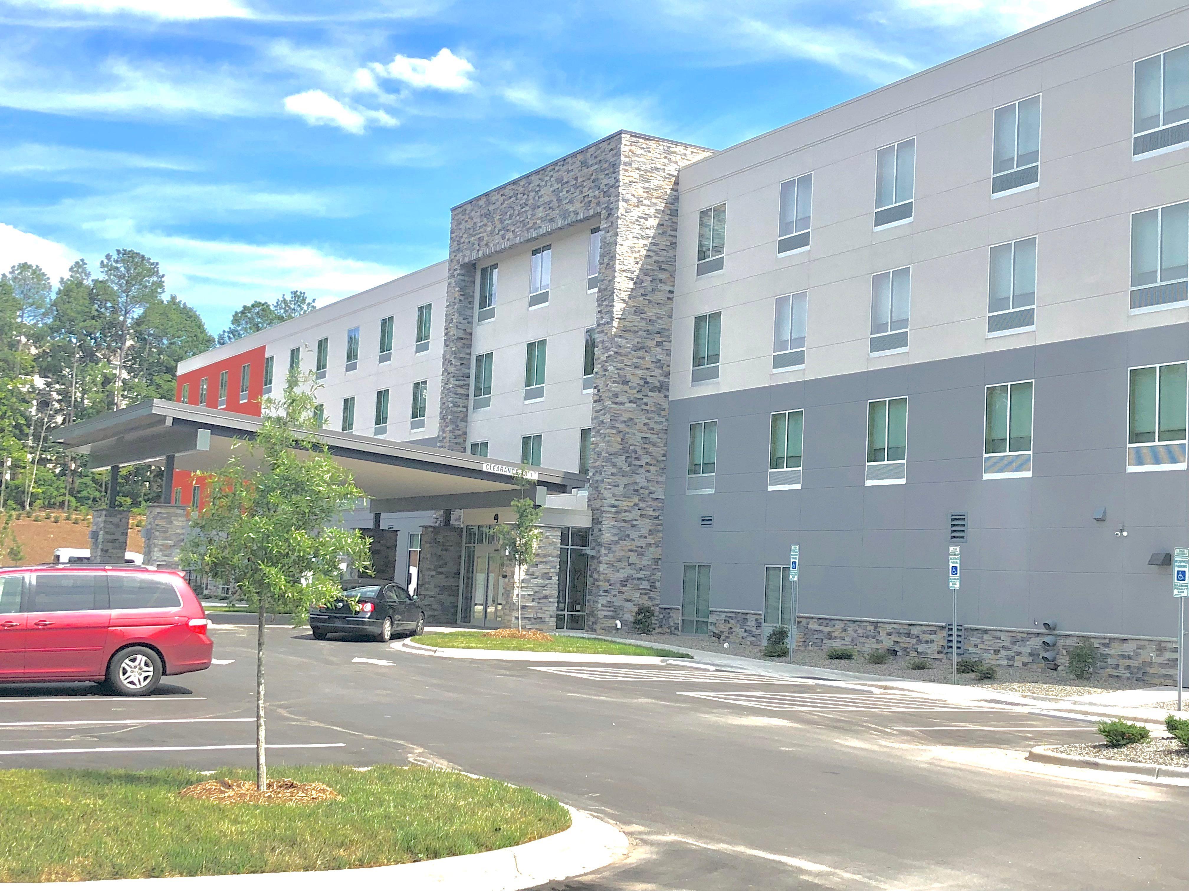 Holiday Inn Express & Suites Raleigh Airport - Brier Creek By Ihg Экстерьер фото