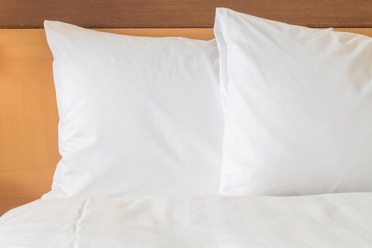 Holiday Inn Express & Suites Raleigh Airport - Brier Creek By Ihg Номер фото